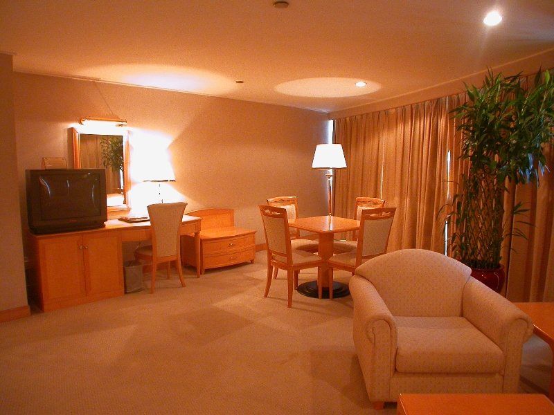 Gangrun Hotel Guangzhou Beijing Road Branch Zewnętrze zdjęcie